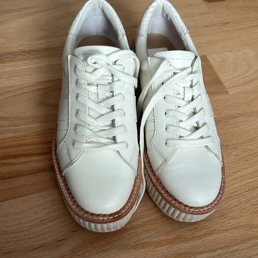 Dolce Vita casual sneakers